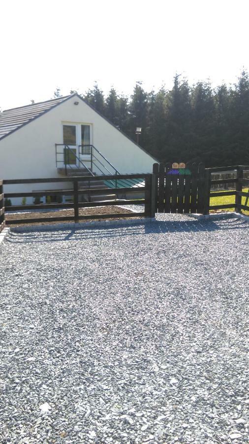 The Lodge Guesthouse Brittas Bagian luar foto